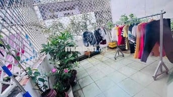 Nhà nằm trên đường Calmette, phường Bến Thành, Quận 1, ngay trung tâm