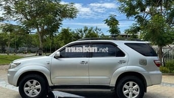 TOYOTA FOTUNER 2011 MT DẦU