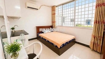 CHO THUÊ STUDIO CỬA SỔ TRỜI TO GẦN ĐẠI HỌC VĂN LANG ĐẦY ĐỦ NỘI THẤT