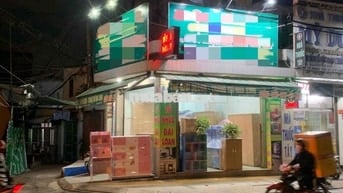 bán nhà trung tâm chợ 2 mặt tiền, chính chủ