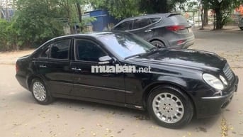 Mercedes-Benz E240 2004 Đen