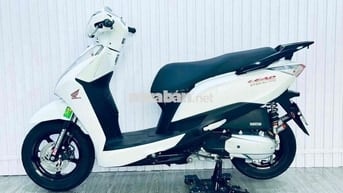 Honda Lead 2017 Trắng