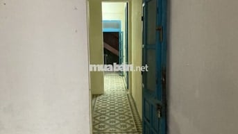 Cho thuê nhà nguyên căn trung tâm Hà nội- gần hồ Thiền quang