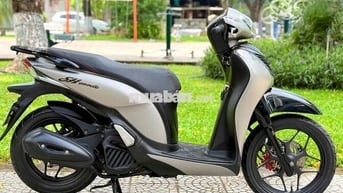 Honda SH Mode 2015 Bạc. nợ xấu đưa 10tr lấy xe