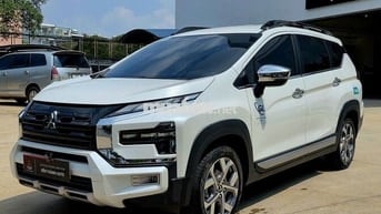 Xpander Cross 2025 35.000km (giá còn thương lượng)