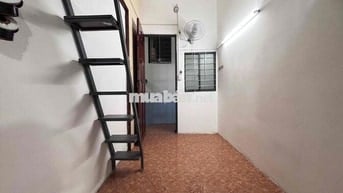 sẵn trọ giá rẻ ngay đường tân kỳ tân quý sẵn quạt , kệ bếp