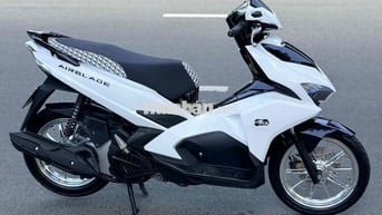 Honda Air Blade Trắng mâm crom siêu đẹp có bán góp