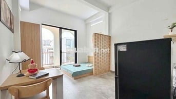 MÊ-Cho thuê CHDV ban công tách bếp máy giặt riêng full NT gần Q10, 11