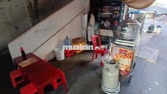 SANG NHƯỢNG QUẦY BÁN HÀNG VỈA HÈ – CHUNG CƯ ẤN QUANG, Q.10