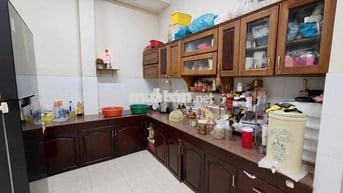 Nhà [Quận 4]_RỘNG - SẠCH - RẺ✨🤩