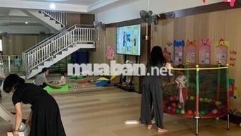 Bán trường mầm non đang hoạt động