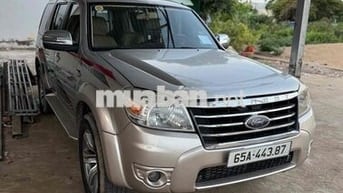 Ford Everest 2010 std  Vàng cát 7 chỗ 130.349 km
