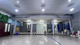 Cho Thuê Mặt Bằng Nhà Xưởng Gần Chợ Hóc Môn 1km