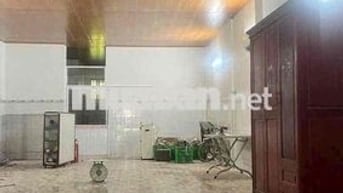 cho thuê nhà xưởng rộng rãi liên ấp 26 có sẵn máy lạnh phù hợp ở làm
