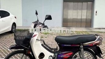 Honda Super Dream 2000 Trắng, Đen