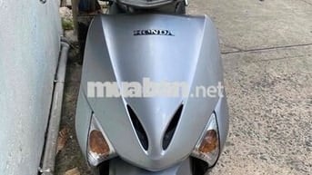 Honda Lead Bạc