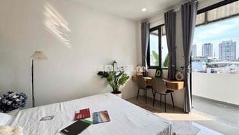 CHÍNH CHỦ CHO THUÊ CĂN STUDIO BAN CÔNG MỚI 100% CÓ THANG MÁY FULL NT