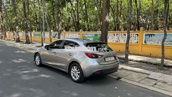 Mazda 3 Hatchback 2016 Bạc