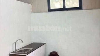 Thuê nhà dạng cấp 4 ngõ Trại Cá Trương Định