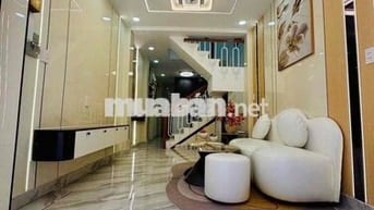NGAY CẦU Y - 30M2 - 2 TẦNG - HẺM THÔNG - SHR VUÔNG - HOÀN CÔNG - NHỈNH