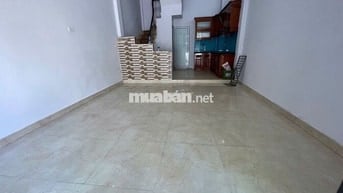 Cho thuê hà riêng phố Minh Khai - mặt ngõ ô tô thông - 40m2 - 4 tầng