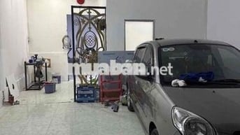 nhà nguyên căn giá rẻ gần trạm y tế hưng long