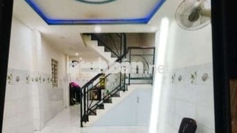 Nhà đẹp có 3 phòng ngủ đúc 2Tâm wa rẻ 