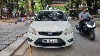Focus 1.8AT 2012