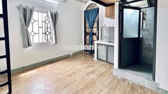 Cho Thuê Phòng Có Gác Mới Xây 100% - Cửa Sổ Trời Thoáng Gần Nguyễn Sơn