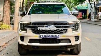 Ford Everest Titanium 2024 Trắng 15.900km