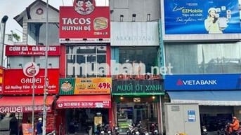 Cho thuê nhà Mặt tiền đường Nguyễn tri phương Q10, 4x15, 2 tầng ,50tr