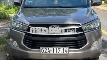 Toyota Innova 2.0E 2018 Số sàn 8 chỗ Nâu
