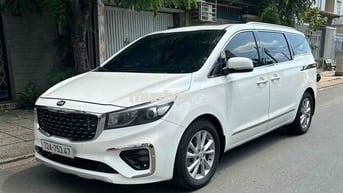 KIA Sedona 2017 Bản full Dầu Trắng