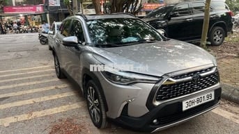 Toyota Cross 1.8V 2022 Bạc 7800 km