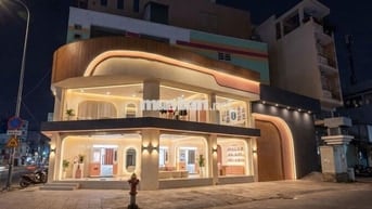 GÓC 2 MẶT TIỀN NGUYỄN THỊ NHỎ , QUẬN 5 - 7,5x20m - 2 TẦNG SUỐT ĐẸP