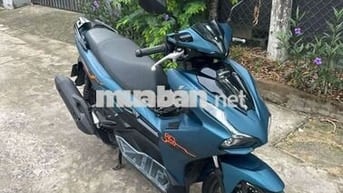 Honda Air Blade 125 2024 Xanh đen 8000 km