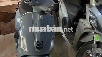 Piaggio Vespa Xám