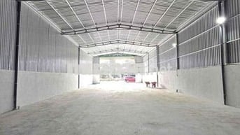 mặt tiền 550m2 tiện kinh doanh các ngành nghề