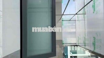 Cho nam nữ thuê phòng dương bá trạc có sân thượng rộng