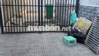 Bán gấp nhà Lê Văn Lương, xã Nhà Bè, phí hh 2%.
