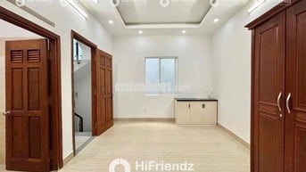 TRỐNG SẴN STUDIO RỘNG RÃI CỬA SỔ TRỜI ĐẦY ĐỦ NỘI THẤT GẦN ĐH HUIT AEON