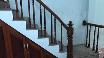 cho thuê nhà DT 80m2. Giá 5,5tr/tháng Số 10 ngách 238 ngõ 364 giải pho