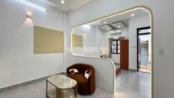 CHO THUÊ CĂN HỘ BANCONG 40m2 - NGAY CAO THẮNG, QUẬN 3