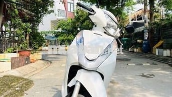 Honda Lead 2015 Trắng Nữ