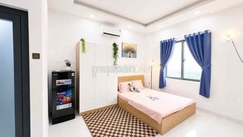 PHÒNG MÁY LẠNH CỬA SỔ TRỜI GIÁ CHỈ 3.7 TR NGAY CUỐI NGUYỄN OANH