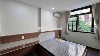 Khai trương tòa nhà căn hộ mới tinh ngay vòng xoay dân chủ