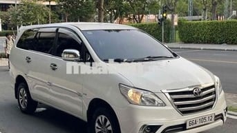 Toyota Innova 2014 Trắng Da