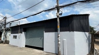 Cho thuê kho xưởng 2 mặt tiền khu vực Quận 12, đường Nguyễn Văn Quá, G
