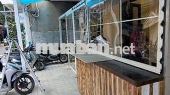 Cho thuê shophouse 45 m² vỉa hè 55 m² tại Ngõ 5 Láng Hạ.