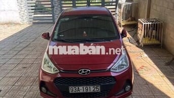 Hyundai Grand i10 Hatchback Đỏ